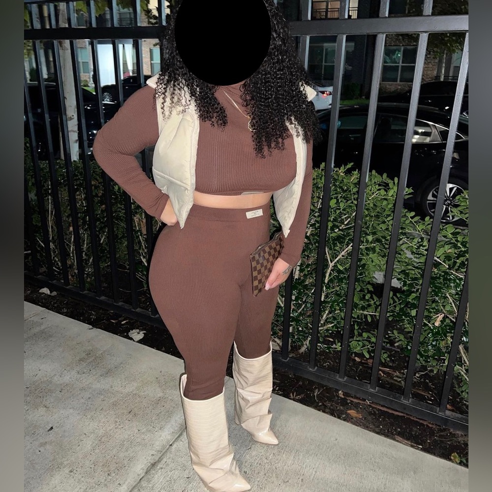 Two piece set